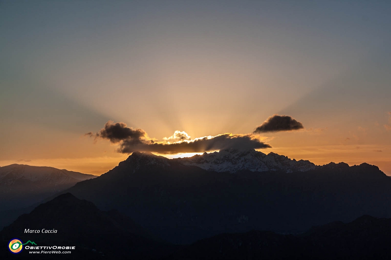 l'ultima alba di Aprile-12.JPG